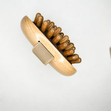 Load image into Gallery viewer, Natural Bamboo and Beechwood Scalp Massager