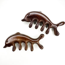 Load image into Gallery viewer, Natural Sandal Wood Dolphin Scalp Massager