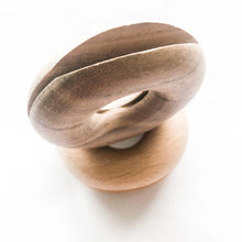 Load image into Gallery viewer, Wooden Donut Bag Clips-Eco Friendly Plastic Free Zero Waste Natural Reusable Bag Sealing Clips