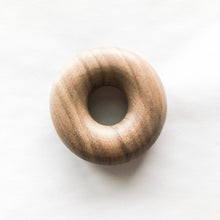 Load image into Gallery viewer, Wooden Donut Bag Clips-Eco Friendly Plastic Free Zero Waste Natural Reusable Bag Sealing Clips