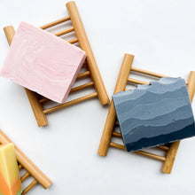 Load image into Gallery viewer, Natural Bamboo Soap Dish - Zero Waste Biodegradable Draining Soap Tray - Sustainable Plastic Free Organic Soap Lift