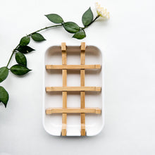 Load image into Gallery viewer, Biodegradable Bamboo & Cornstarch Soap Dish - Plastic Free Zero Waste Eco friendly Soap Tray