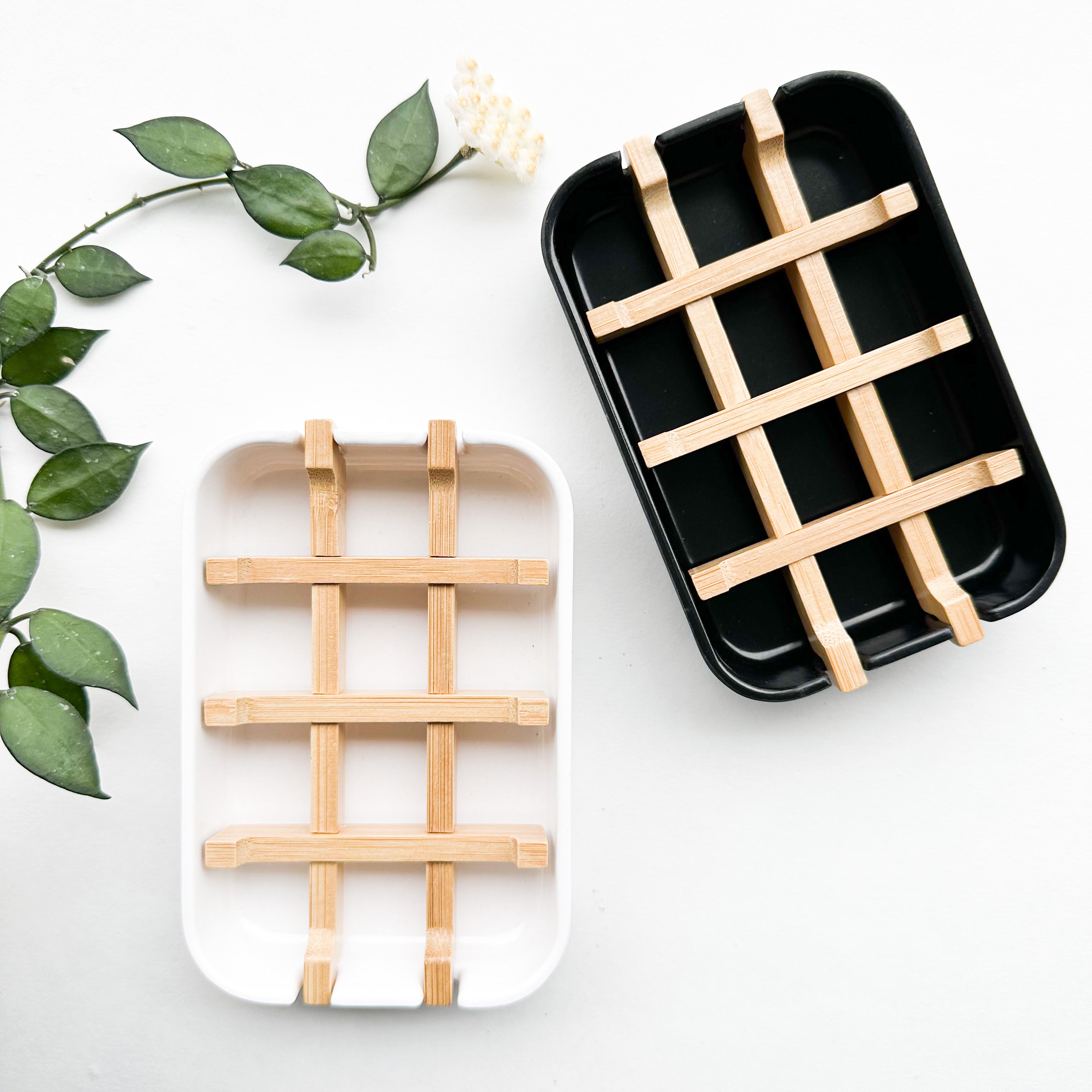 Natural Bamboo Soap Dish - Zero Waste Biodegradable Soap Tray - Plasti –  Smile Boutiques