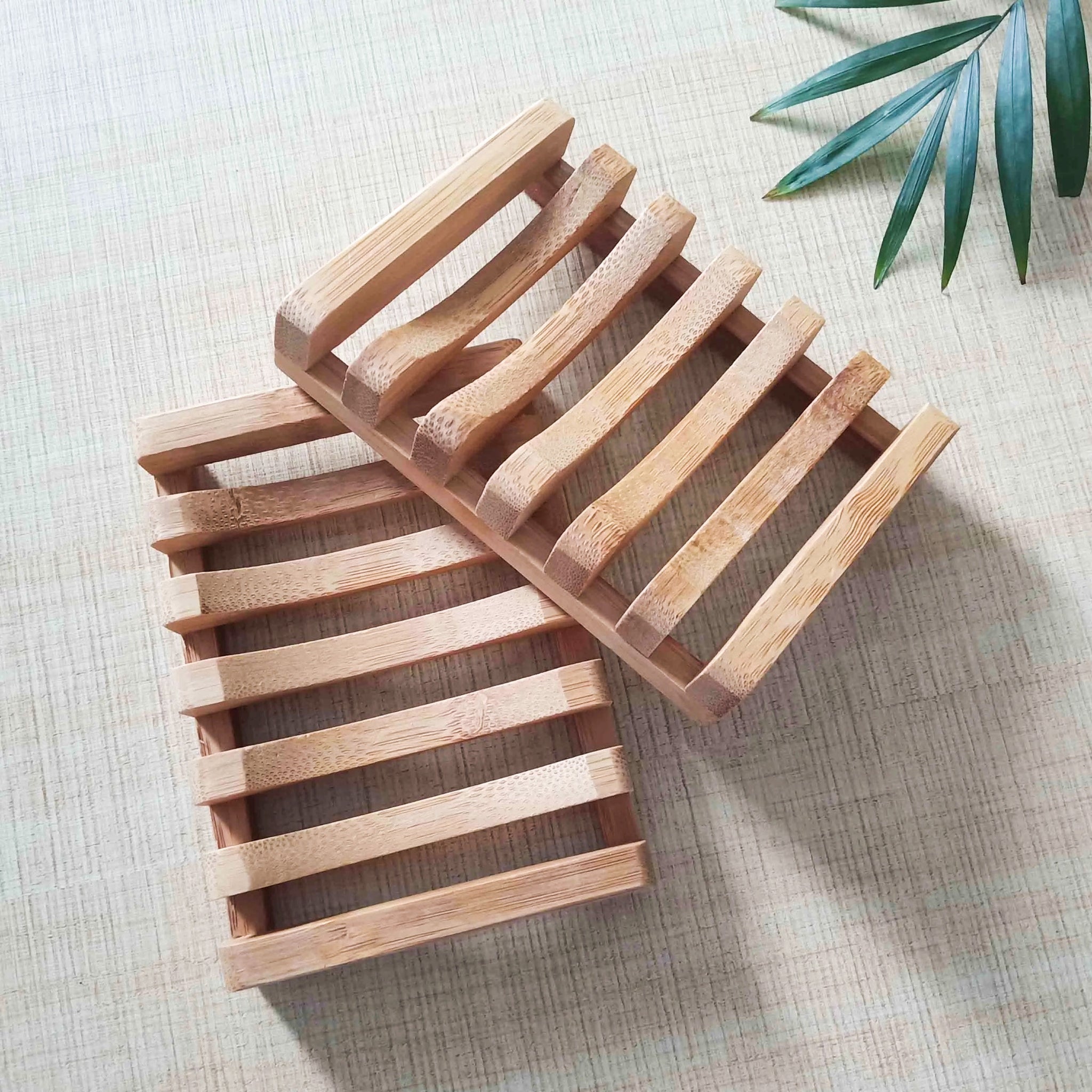 Natural Bamboo Soap Dish - Zero Waste Biodegradable Soap Tray - Plasti –  Smile Boutiques